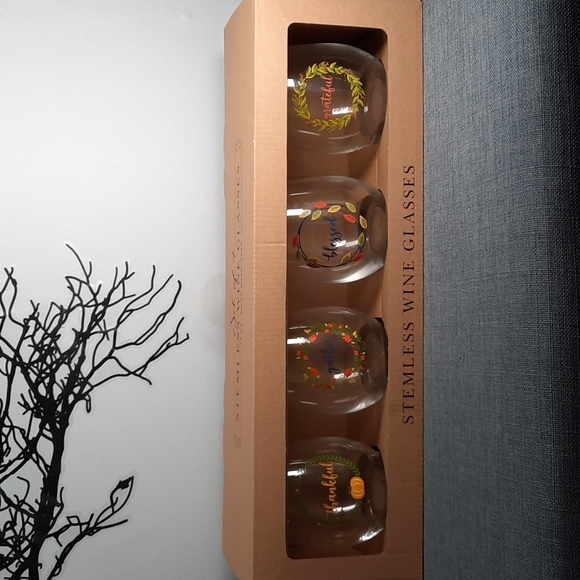 Stemless Wine Glass Set Fall Harvest Thanksgiving Blessed Grateful Thankful NIB - Picture 2 of 7